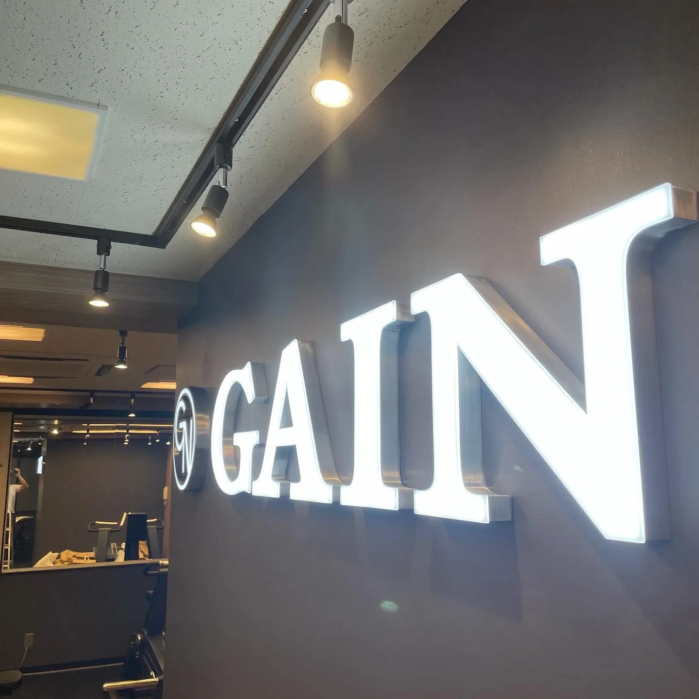 GAIN 에도가와바시관의 로고 사인