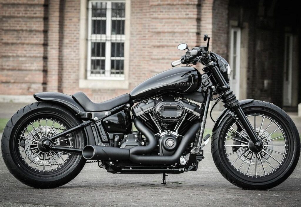Harley-Davidson Street Bob 114